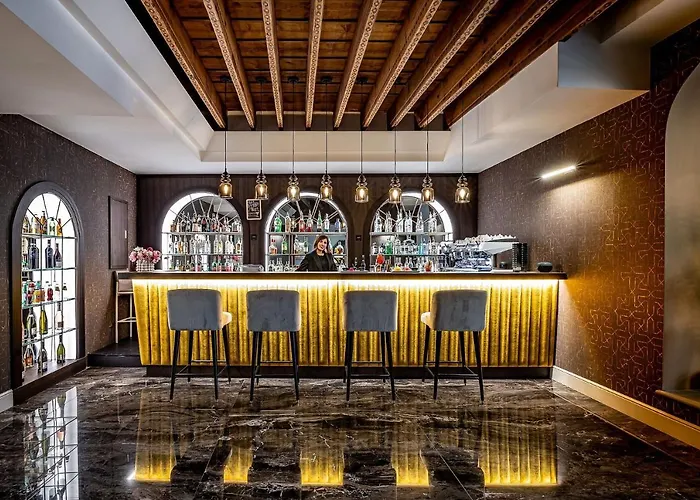 Hotel Bretagna Heritage - Alfieri Collezione